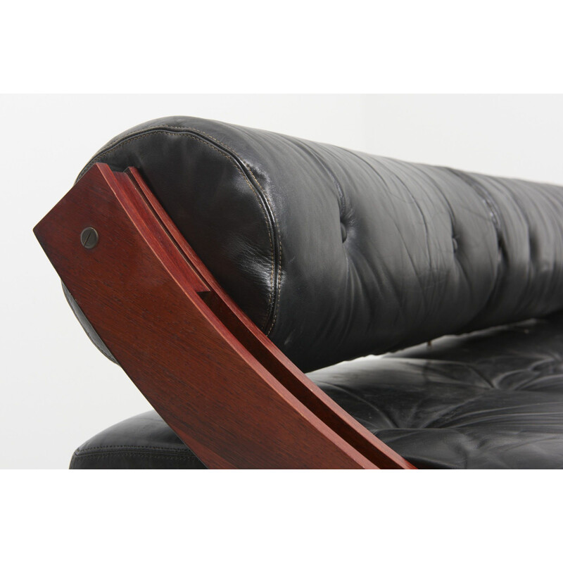 Mid century rosewood and black leather daybed model GS-195 by Gianni Songia for Sormani, Italy 1963