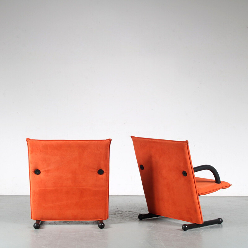 Pair of vintage T-Line armchairs by Burkhard Vogtherr for Arflex, Italy 1980