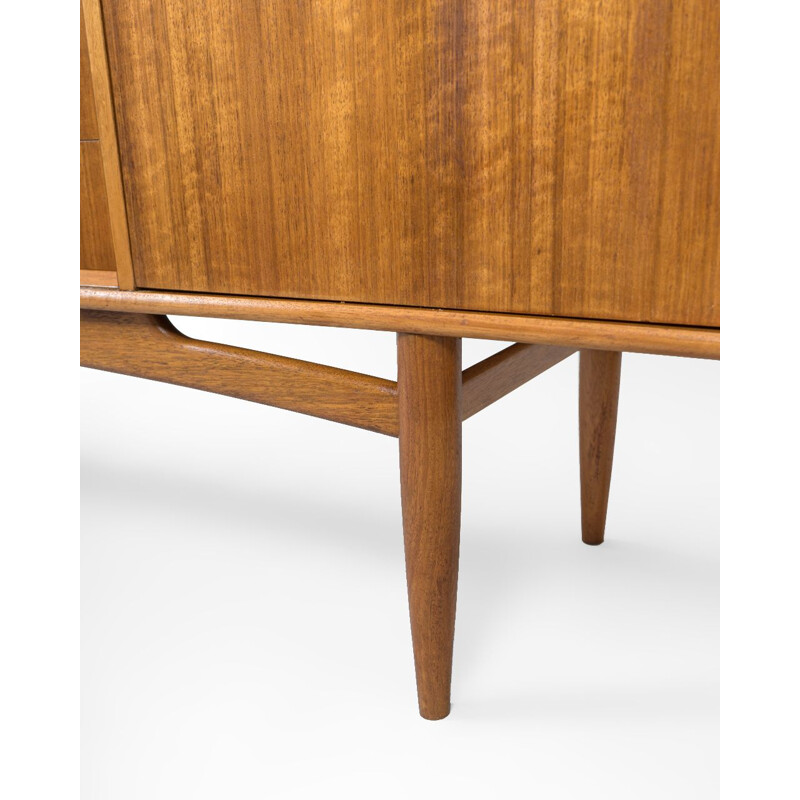 Vintage Brasilia teak dressoir van Victor Wilkins voor Gplan, UK 1960