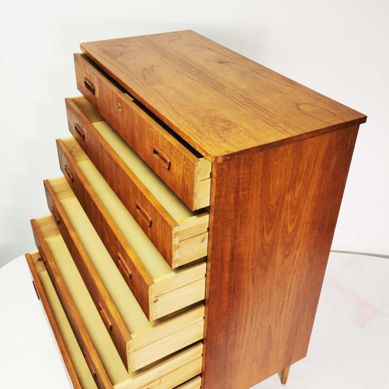 Teak mid century chest of drawers with 6 pull-out drawers, Denmark 1960s