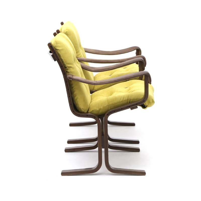 Paire de fauteuils vintage avec accoudoirs en cuir par Ingmar Relling pour Westnofa, 1970