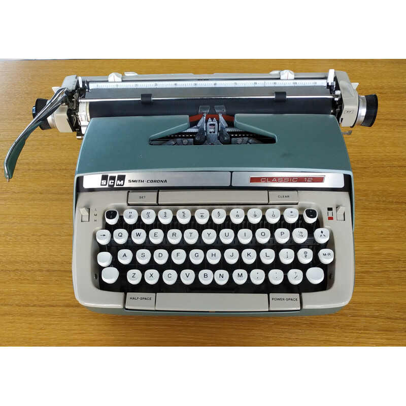 Machine à écrire vintage Smith-Corona Classic 12 portable, USA 1960