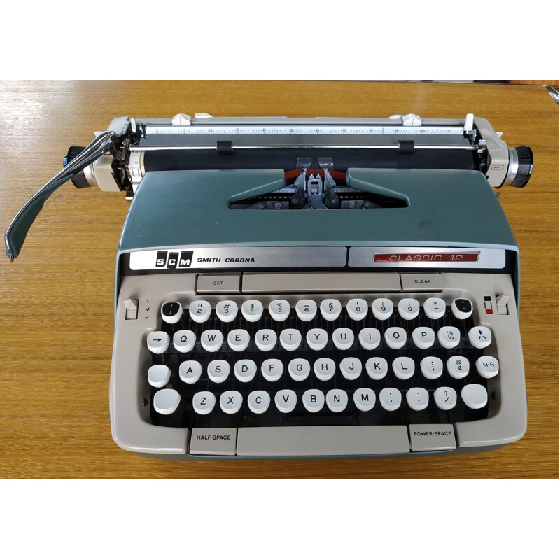Machine à écrire vintage Smith-Corona Classic 12 portable, USA 1960