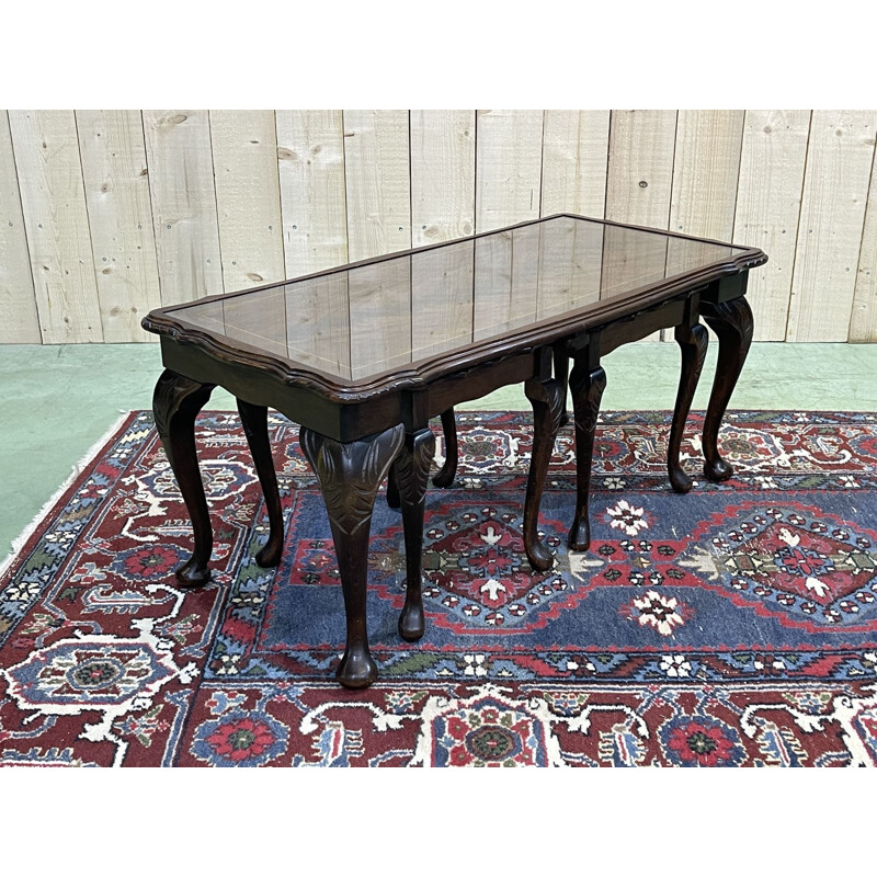 Vintage English nesting tables in mahogany