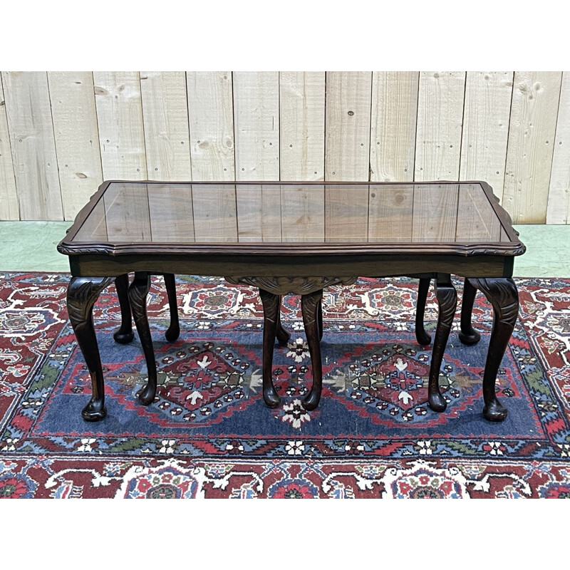 Vintage English nesting tables in mahogany