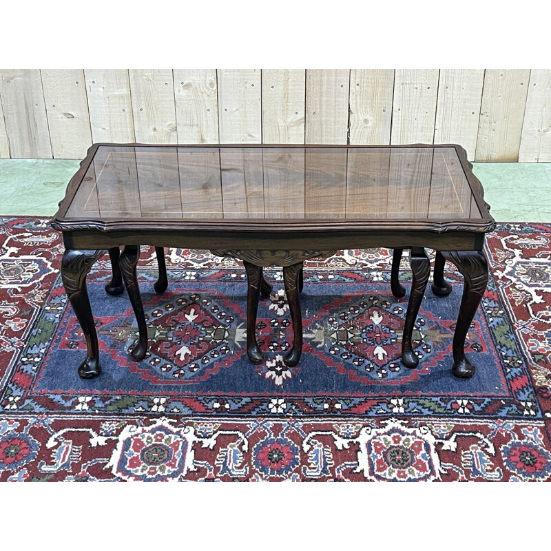 Vintage English nesting tables in mahogany