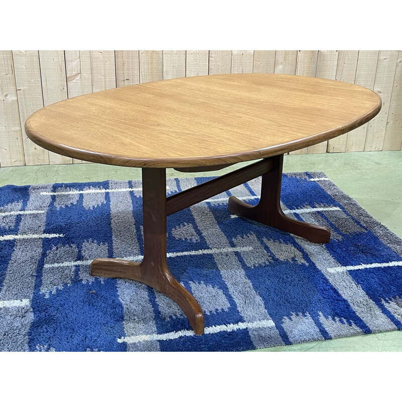 Vintage teak table with butterfly extension for G plan, 1970