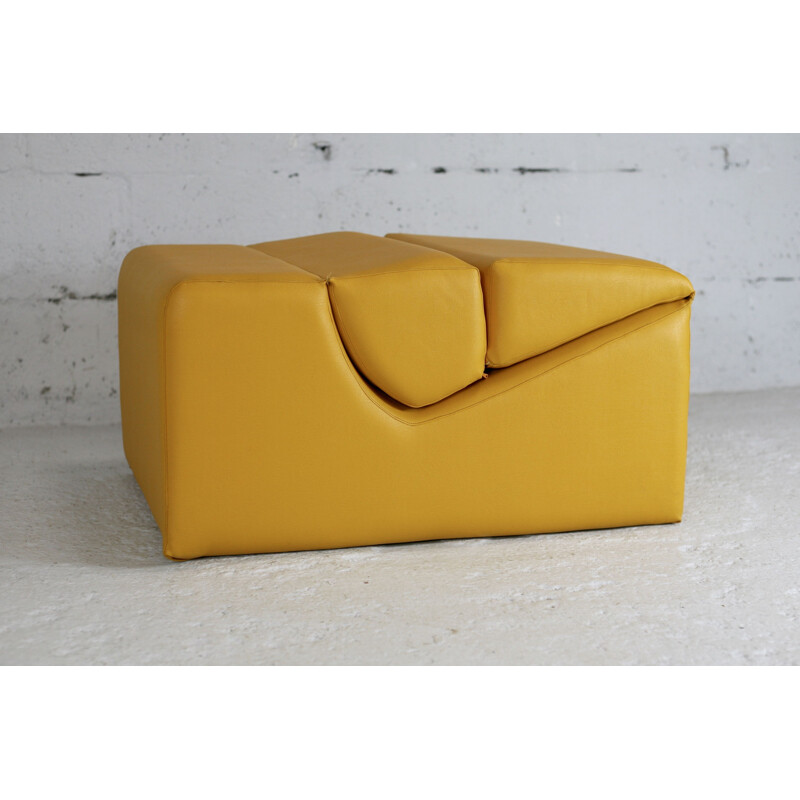 Vintage-Lounge-Sessel in gelbem Vinyl von Jean-Paul Barray, 1970