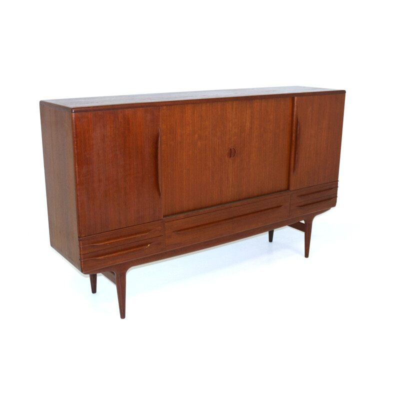 Scandinavian vintage teak sideboard by Johannes Andersen for Uldum Møbelfabrik