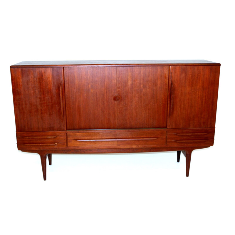 Scandinavian vintage teak sideboard by Johannes Andersen for Uldum Møbelfabrik