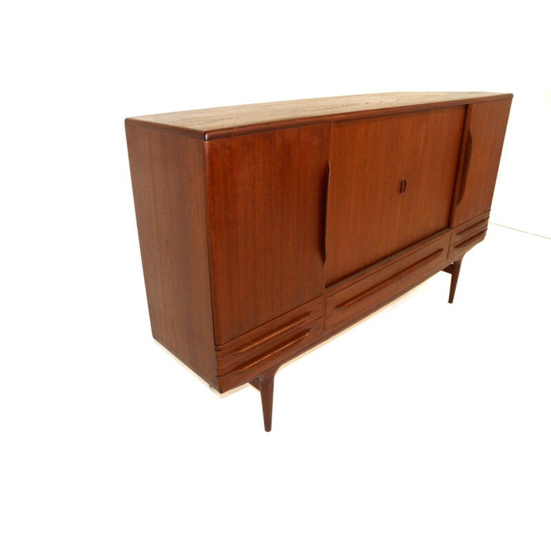 Scandinavian vintage teak sideboard by Johannes Andersen for Uldum Møbelfabrik