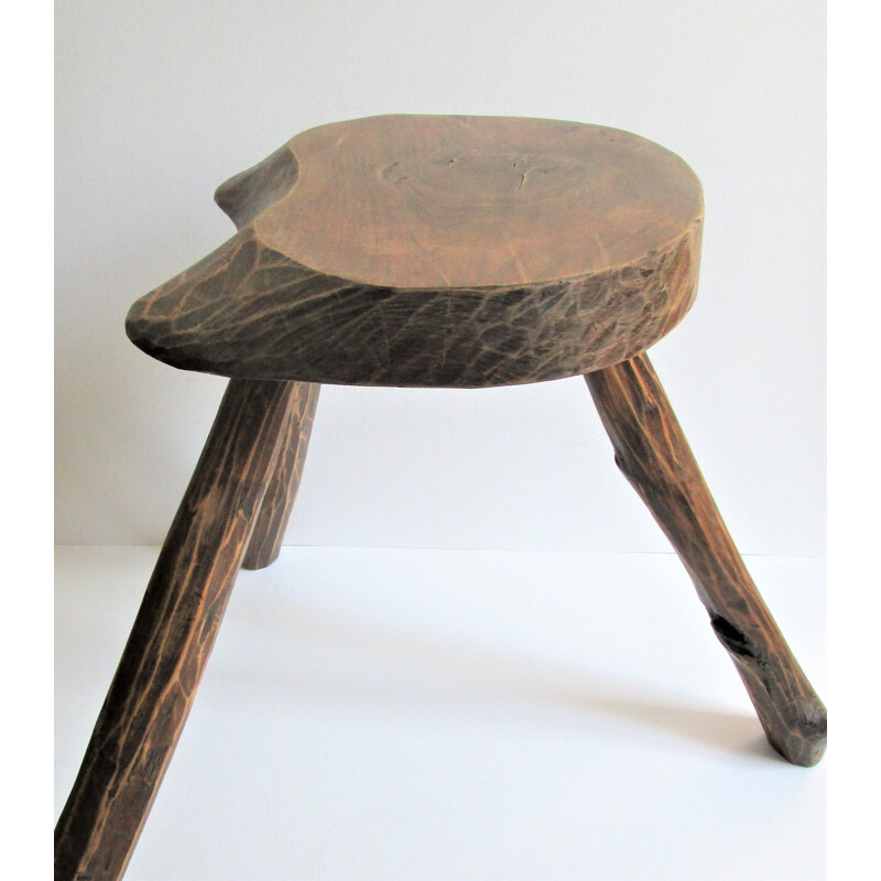 Vintage French folk art tripod milking stool in solid wood, 1950