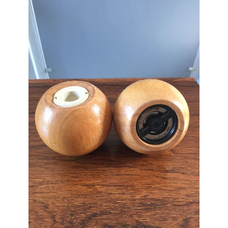 Vintage salt and pepper shakers in wood and metal by Olde Thompson, USA 1960-1970