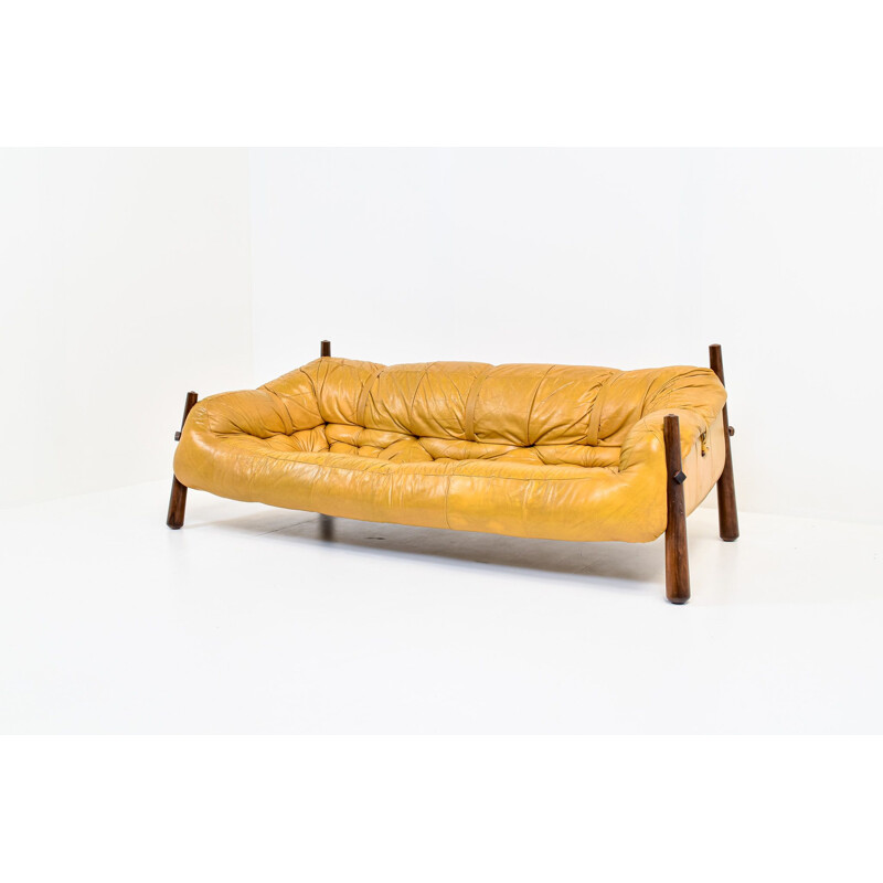 Vintage MP-81 mustard leather sofa by Percival Lafer