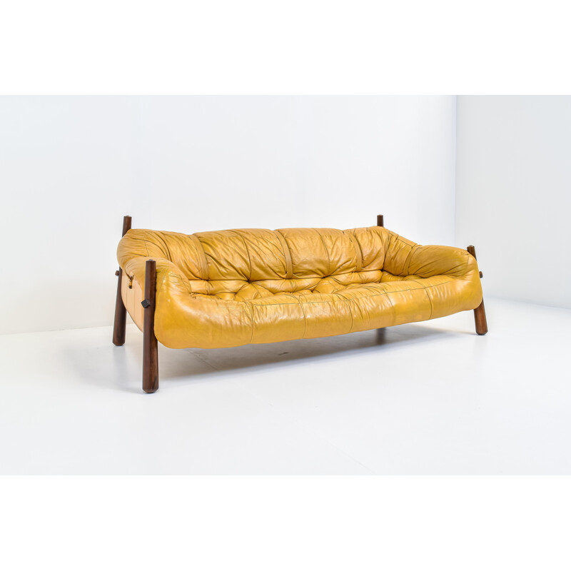 Vintage MP-81 mustard leather sofa by Percival Lafer