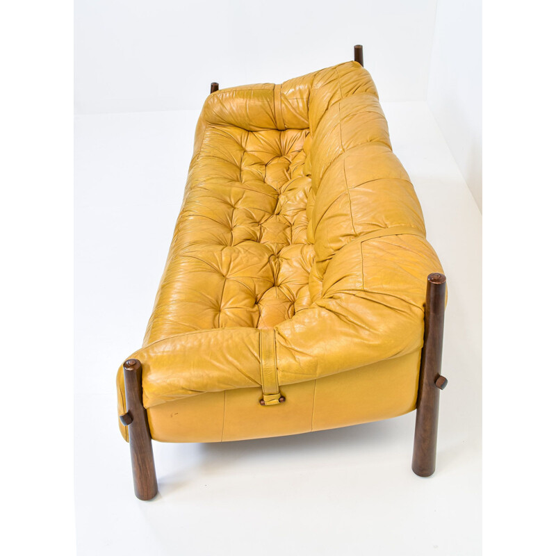 Vintage MP-81 mustard leather sofa by Percival Lafer