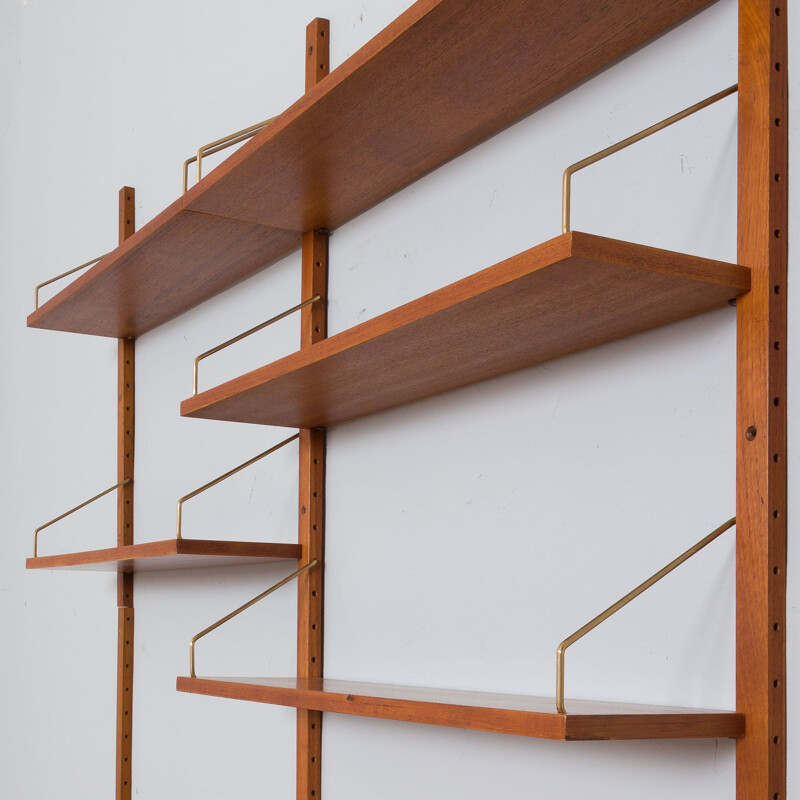 Vintage teak wall unit with desk and dresser by Cadovius, 1960