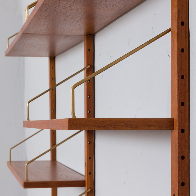 Vintage teak wall unit with desk and dresser by Cadovius, 1960