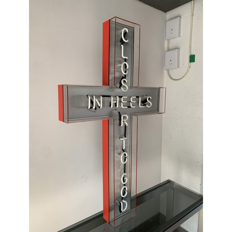 Lampada Vintage Neon Cross di Maximilian Wiedemann, 2015