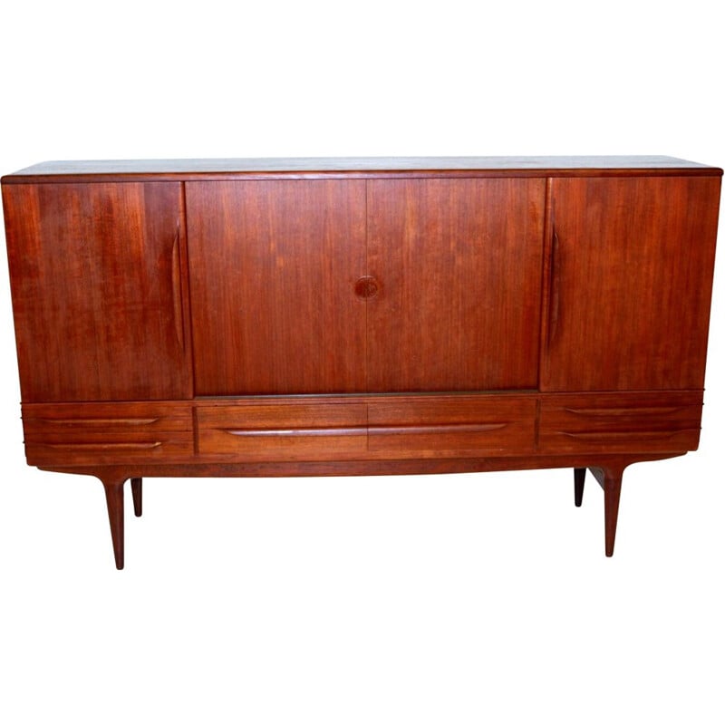 Scandinavian vintage teak sideboard by Johannes Andersen for Uldum Møbelfabrik