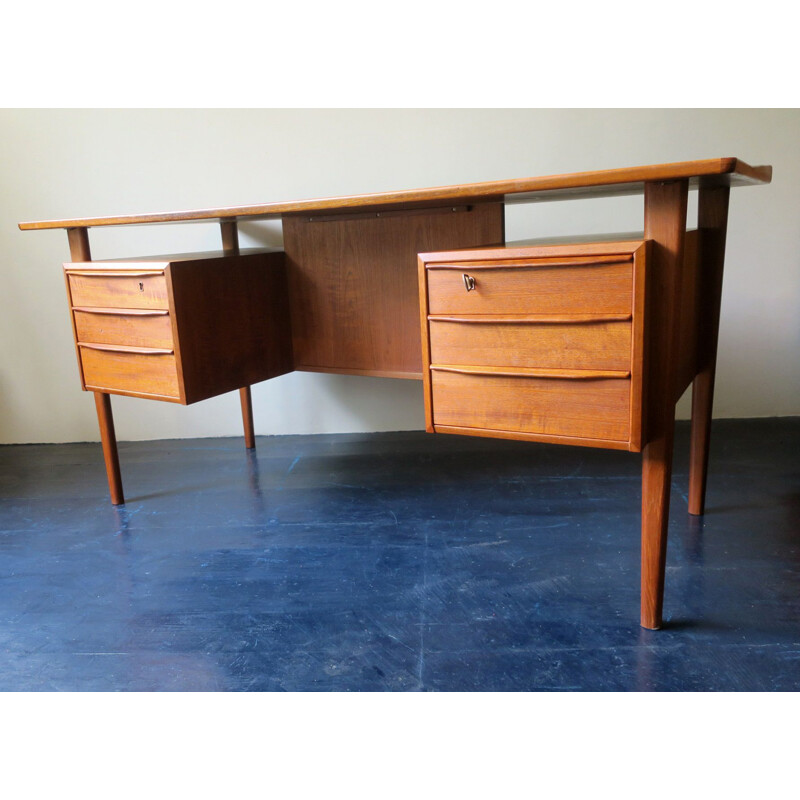 Danish teak vintage writing desk with floating top by Peter Lovig Nielsen, 1960s