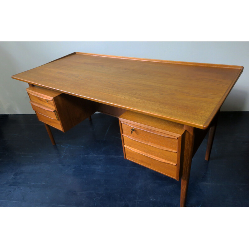 Danish teak vintage writing desk with floating top by Peter Lovig Nielsen, 1960s