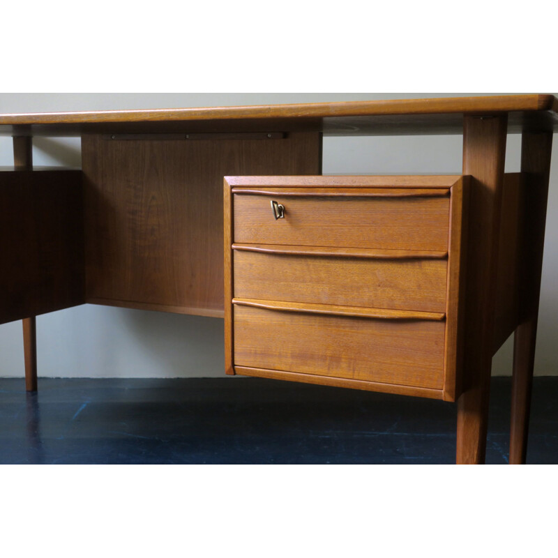 Danish teak vintage writing desk with floating top by Peter Lovig Nielsen, 1960s