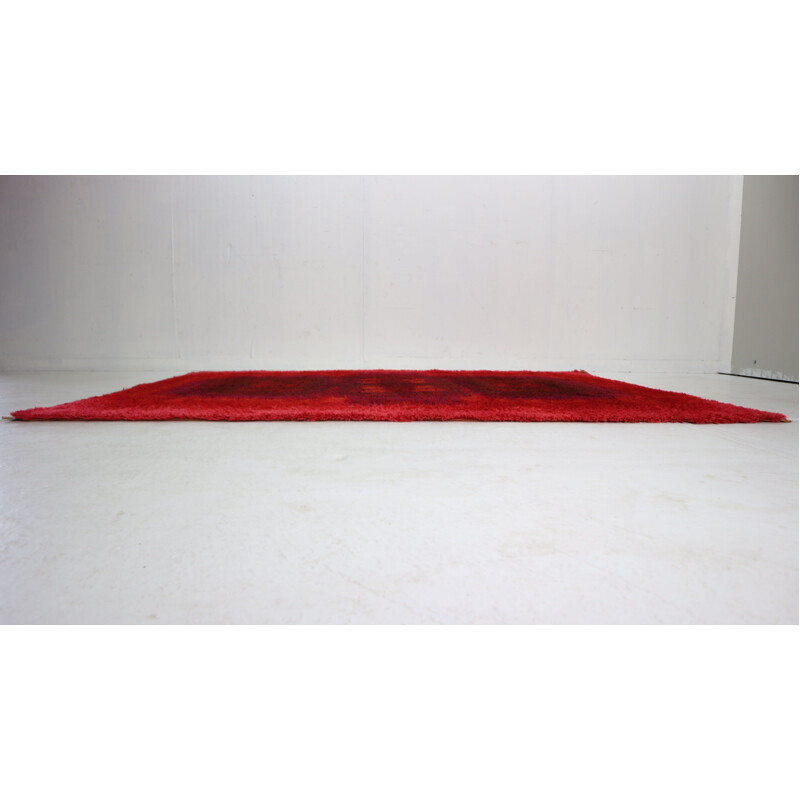 Vintage modernist red pile Rya tapete por Desso, Holanda 1970