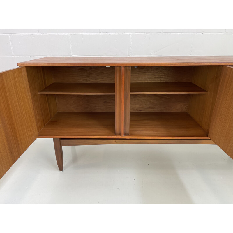 Vintage teak 2 doors and 4 drawers sideboard, 1960s