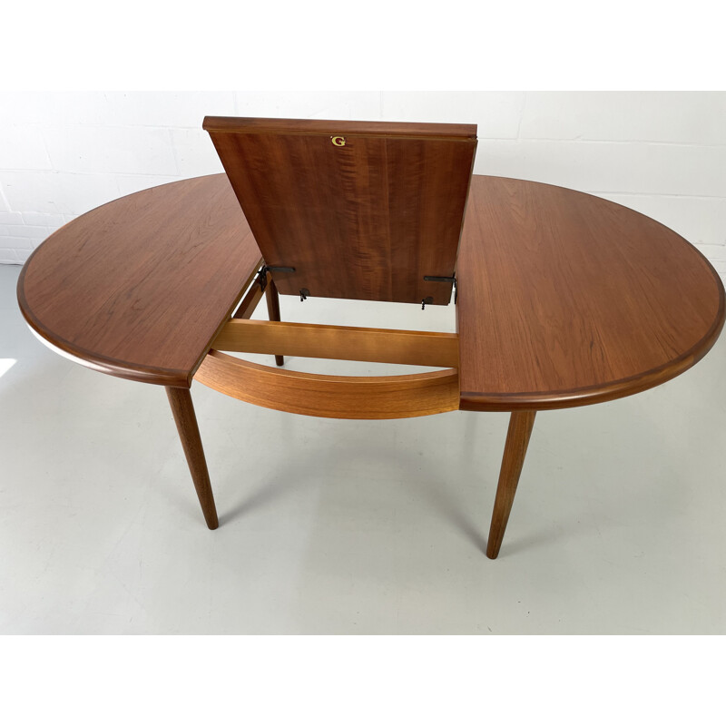 Vintage uittrekbare tafel van Victor Wilkins voor G-Plan, 1960