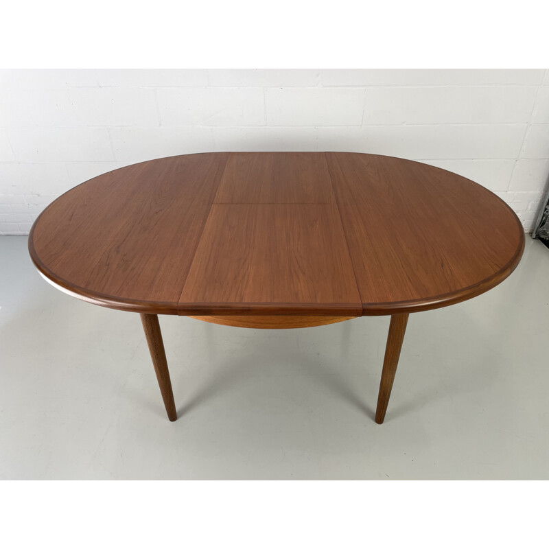 Vintage uittrekbare tafel van Victor Wilkins voor G-Plan, 1960