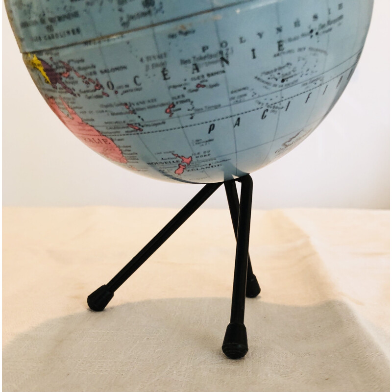 Mid century globe for Taride card