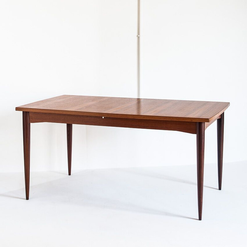 Table à manger vintage avec rallonge centrale style scandinave en teck, France 1960