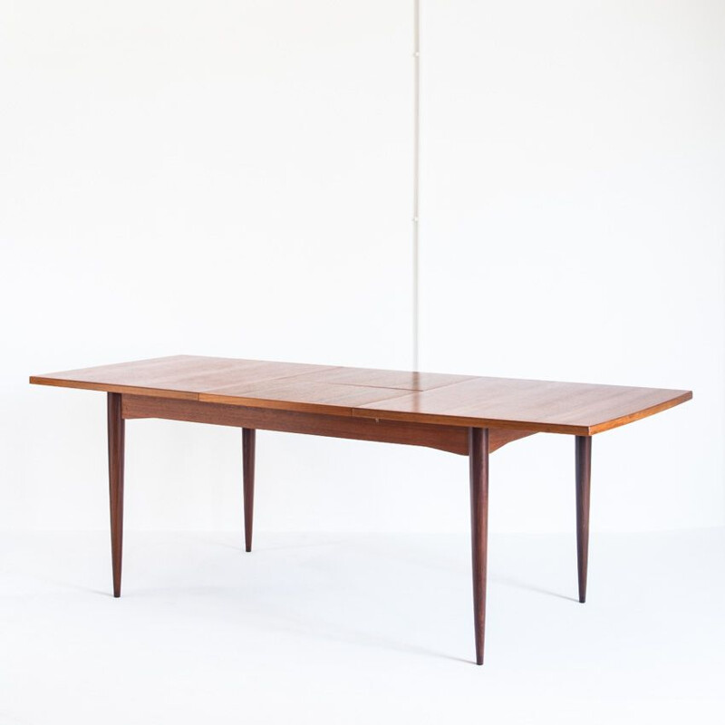 Table à manger vintage avec rallonge centrale style scandinave en teck, France 1960