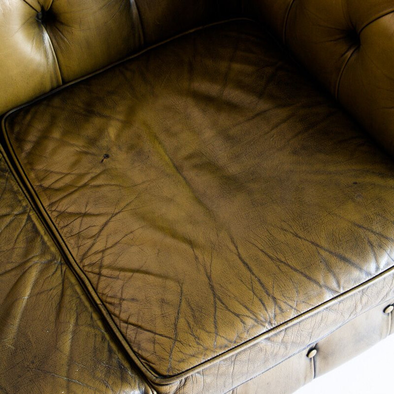 Vintage Chesterfield 3 seater leather sofa that converts into a bed, France 1980s