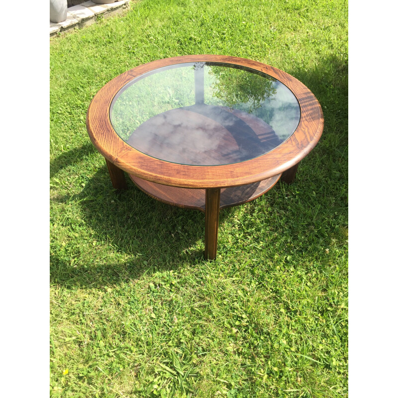 Vintage round coffee table for GPLAN, 1960