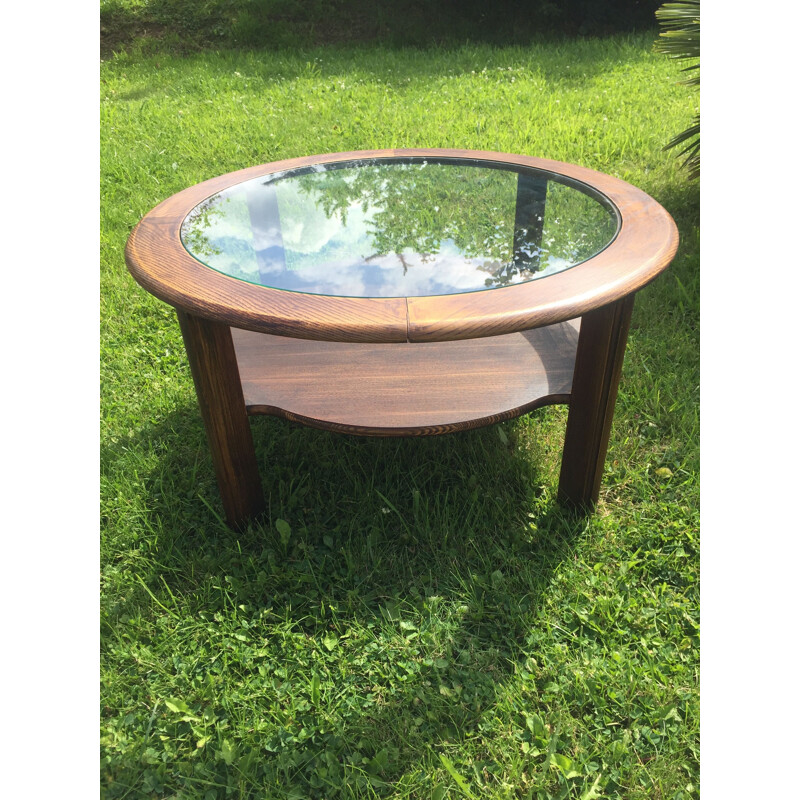 Vintage round coffee table for GPLAN, 1960