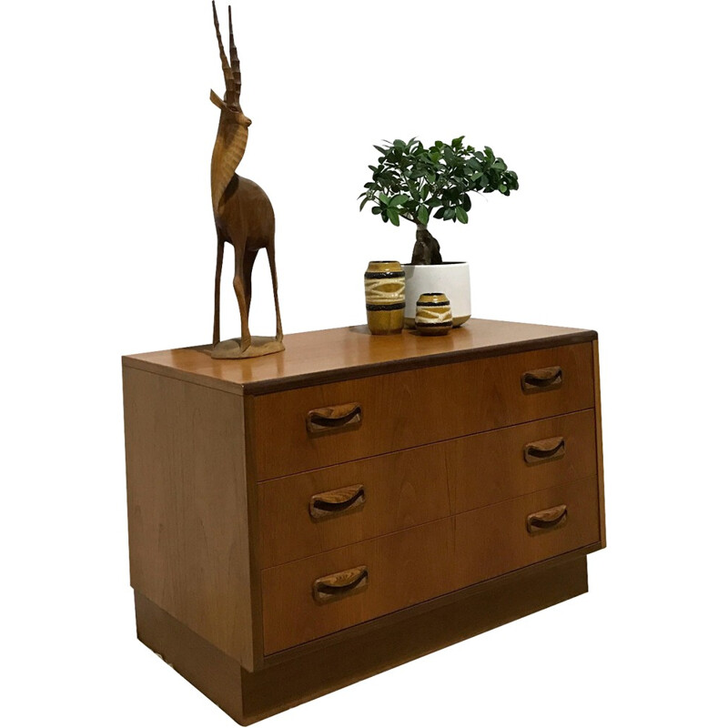 G Plan small teak chest of drawers, Victor WILKINS - 1970s