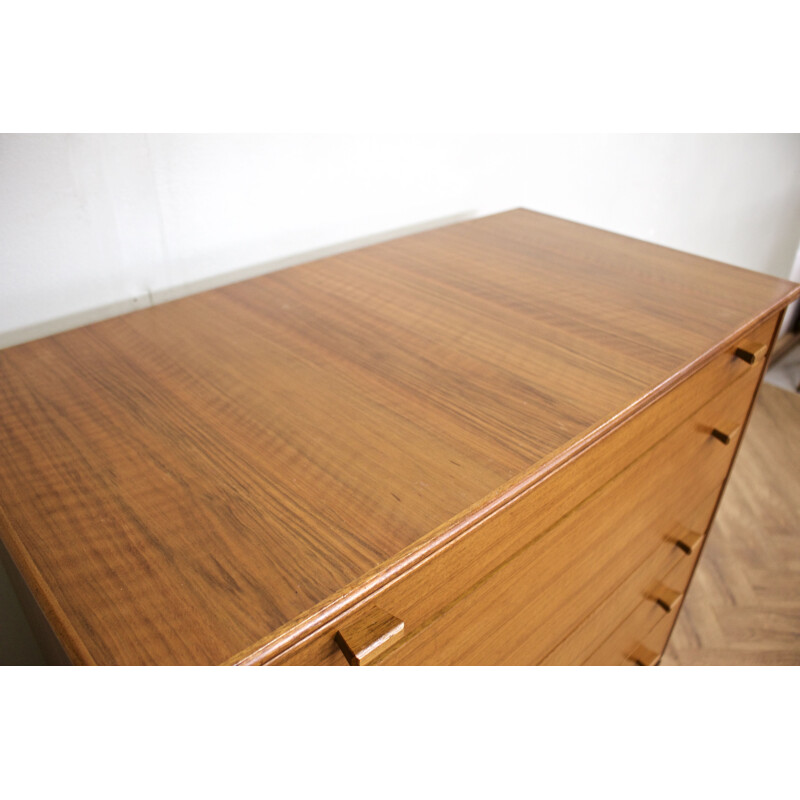 Mid-century walnut chest of drawers by Alfred Cox, UK 1960s