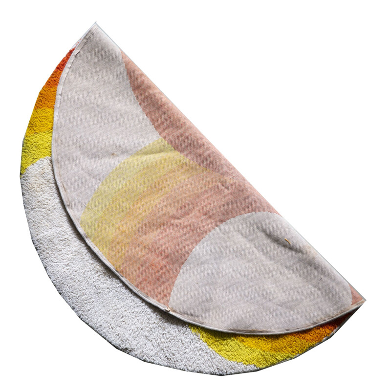 Desso vintage rug in rainbow