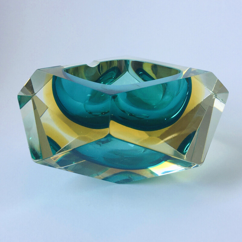 Vintage large ashtray or vide-poche Sommerso of Murano by Flavio Poli for Seguso, Italy 1960s