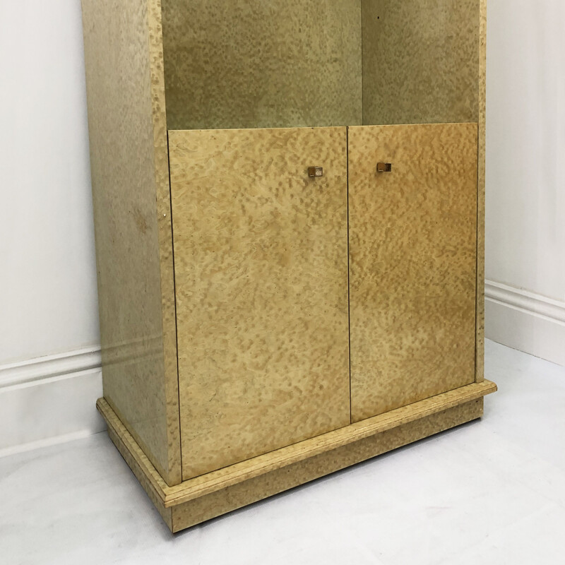 Vintage display case in birdseye maple, Italy 1980