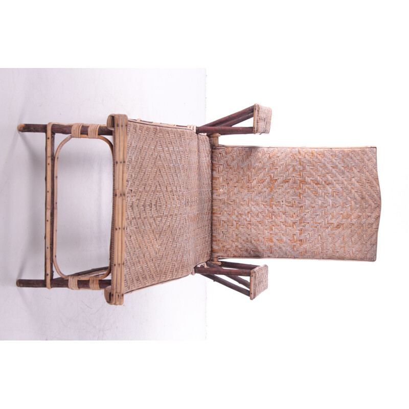 Vintage bamboo and wicker folding lounge chair, Spanish 1960