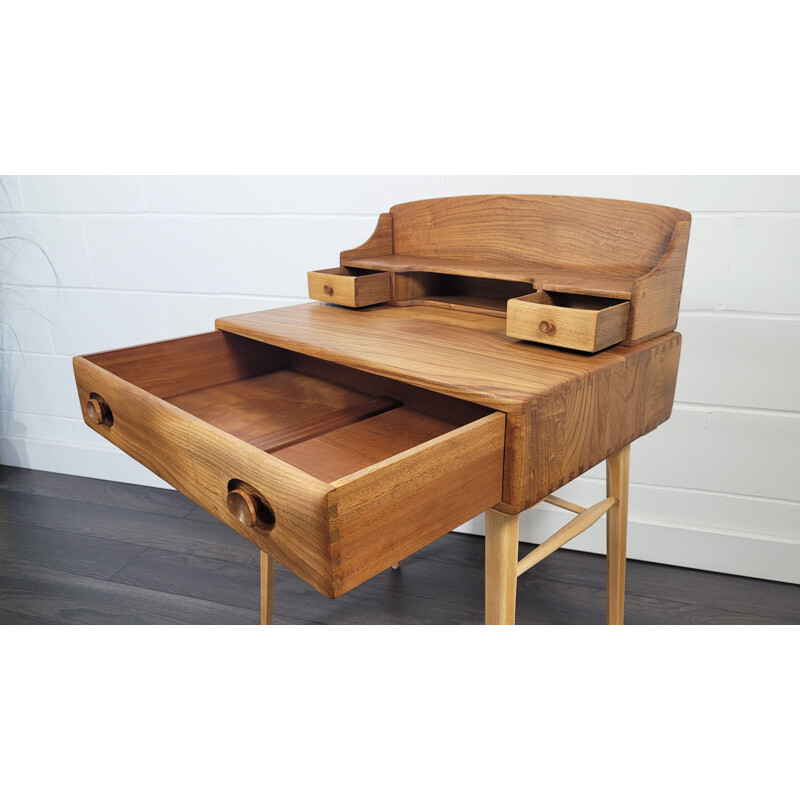 Vintage solid elm desk by Ercol, 1960