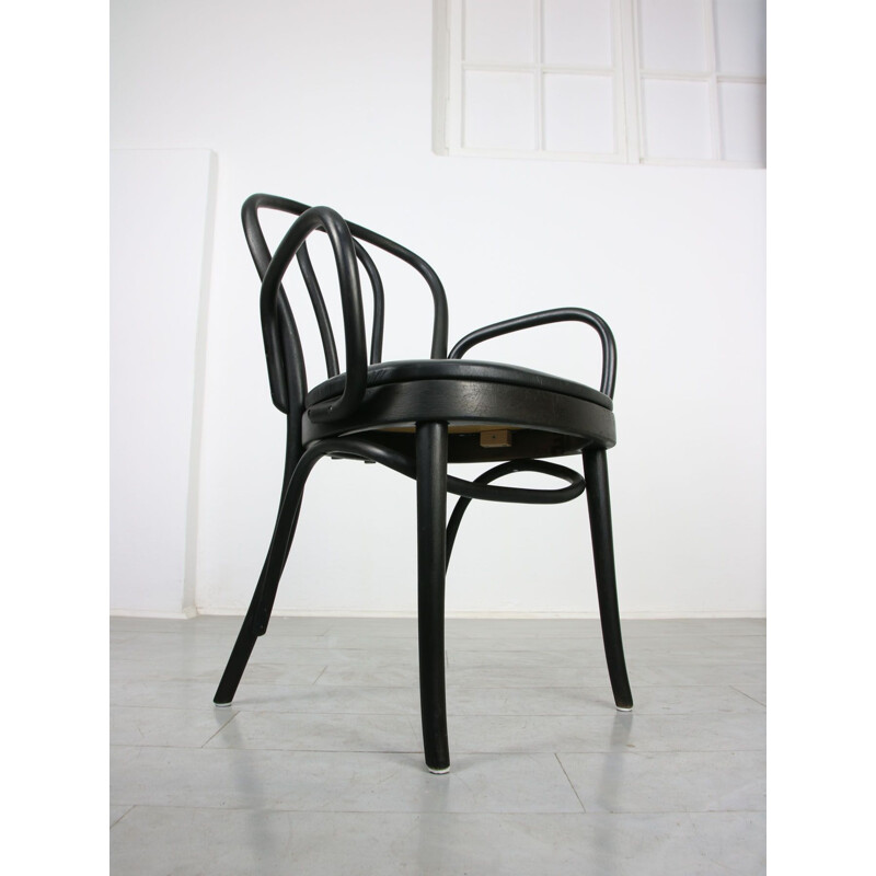 Silla vintage nº 18 de cuero negro con reposabrazos de Michael Thonet