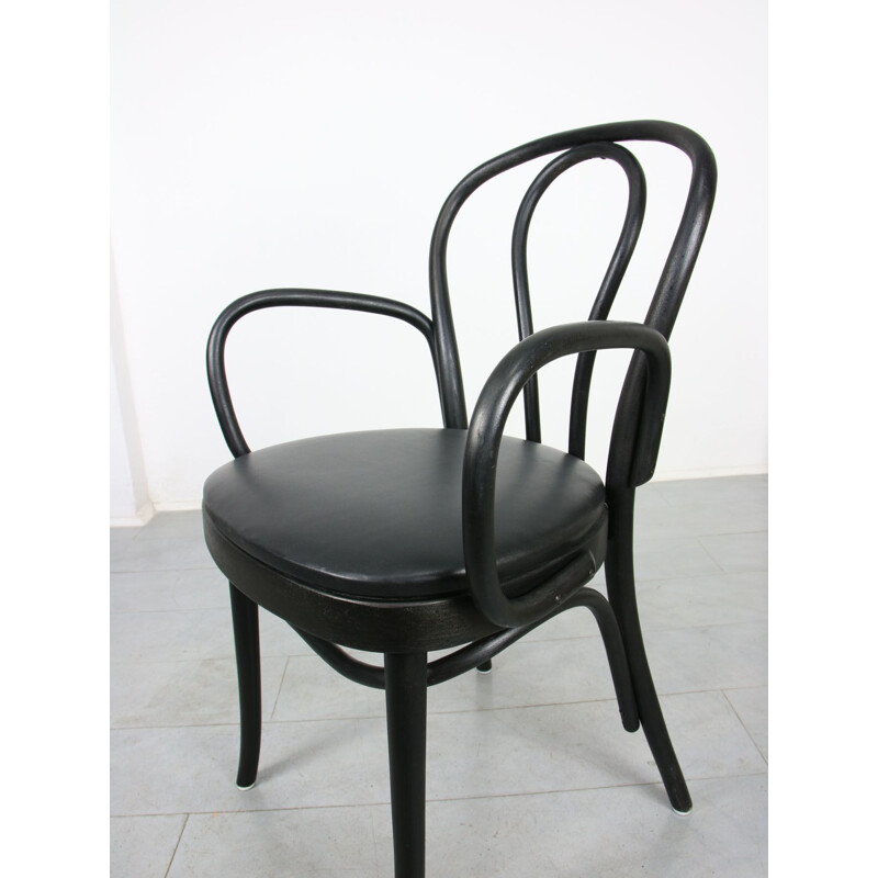 Vintage No.18 black leather chair with armrests by Michael Thonet