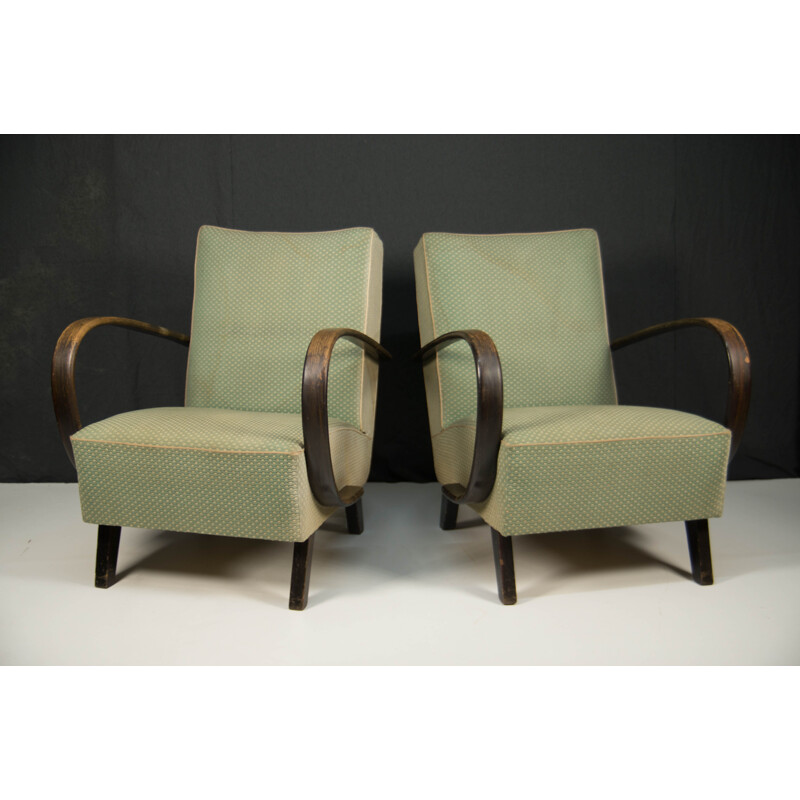 Pair of vintage armchairs by Jindrich Halabala, 1950