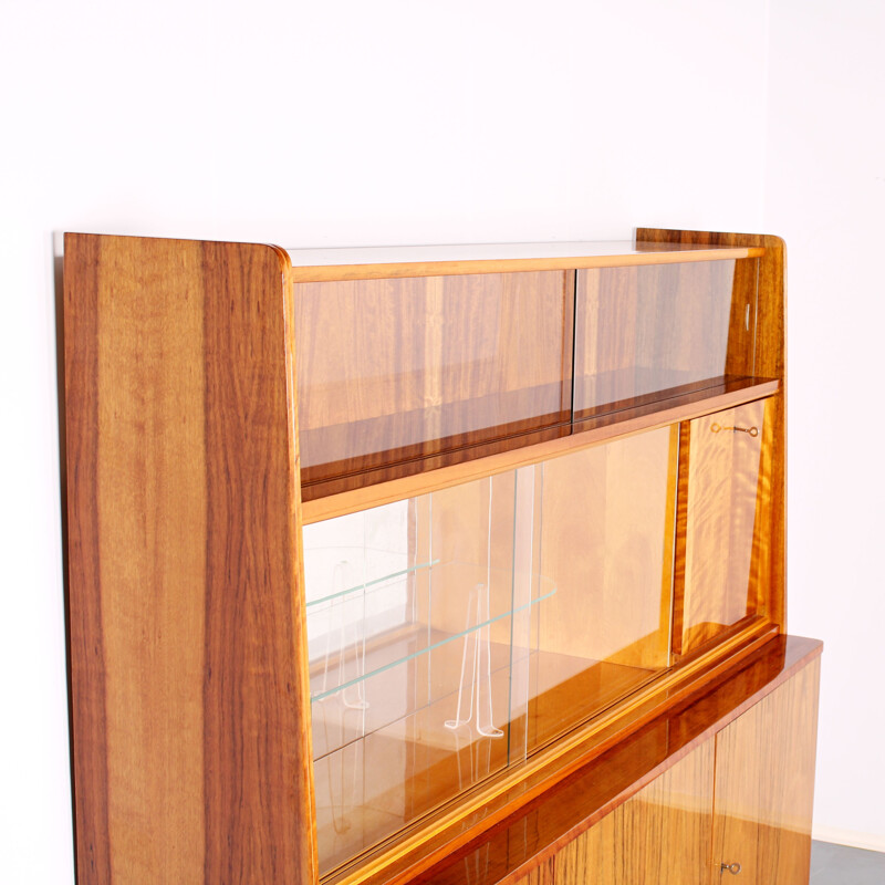 Vintage dressoir met vitrine van František Jirak