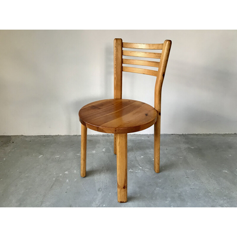 Set of 4 vintage solid pine chairs, France 1970