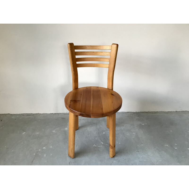 Set of 4 vintage solid pine chairs, France 1970